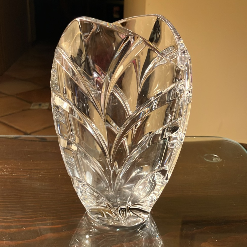 MIKASA SIGNED CRYSTAL VASE 1980s - Picture 10 of 13